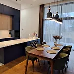 White House In Villa